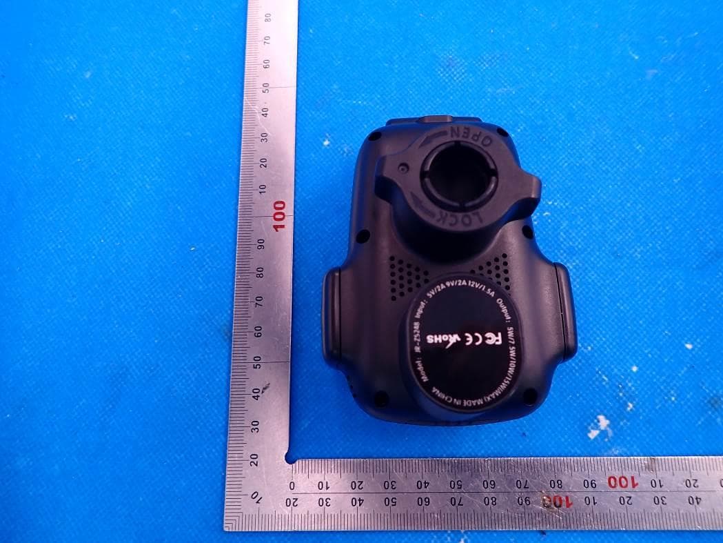 Wireless charging stand - FCC ID 2AZXT-AF2102 - ShenZhen Houshuxia Technology Co., LTD (2)