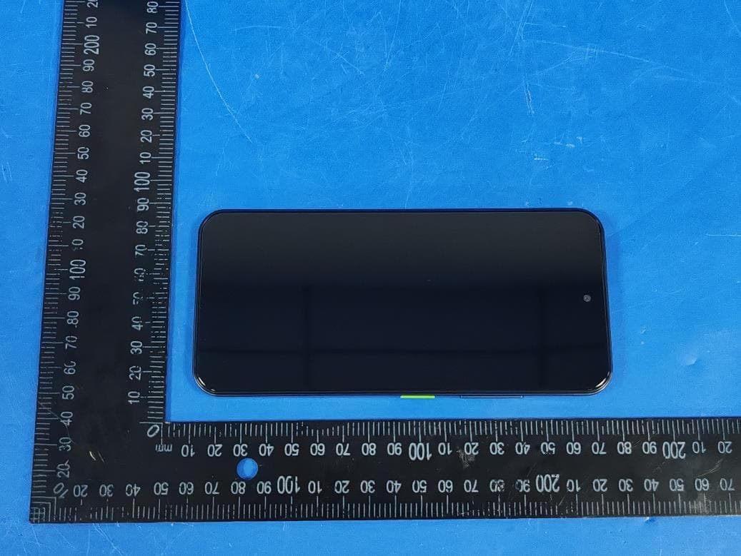 smartphone - FCC ID 2AZYA-A6PLUS - Senwa Global International, S.A. de C.V. (4)
