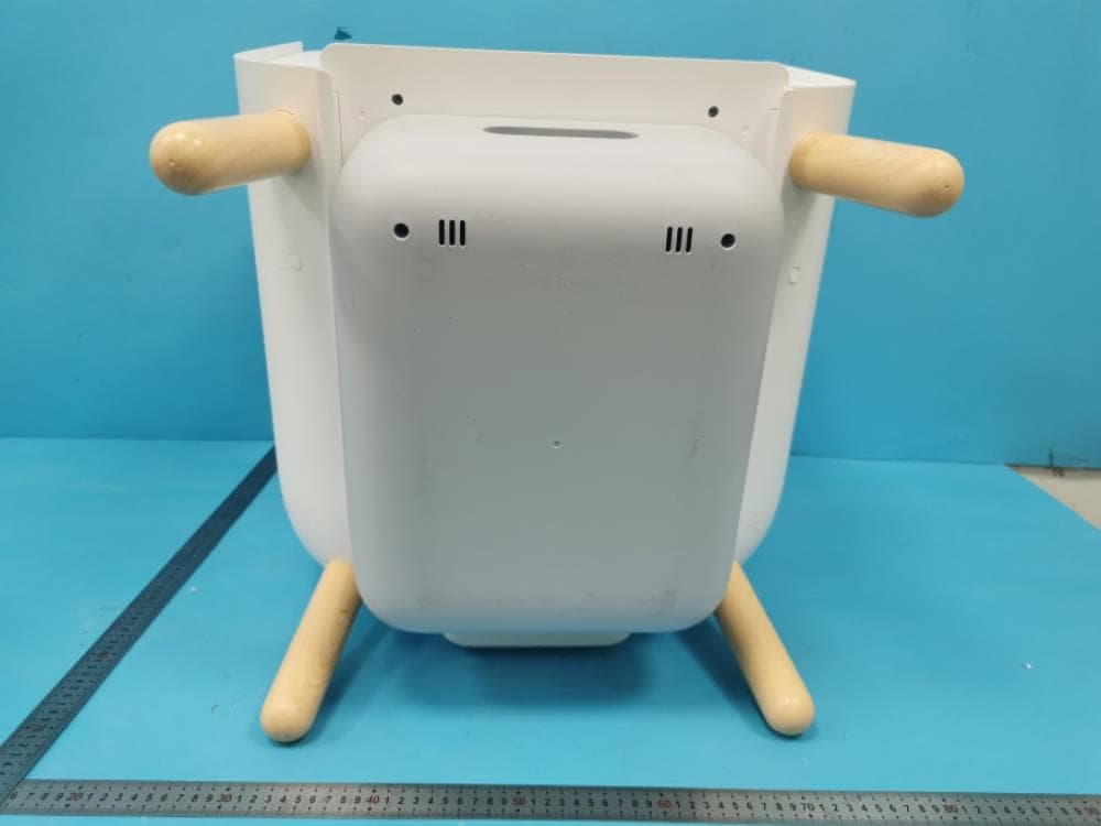 PAWBBY Smart Self-cleaning Cat Litter Box - FCC ID 2AZYM-MGCLB001US - Beijing Kitten&Puppy Technology Co., Ltd. (2)