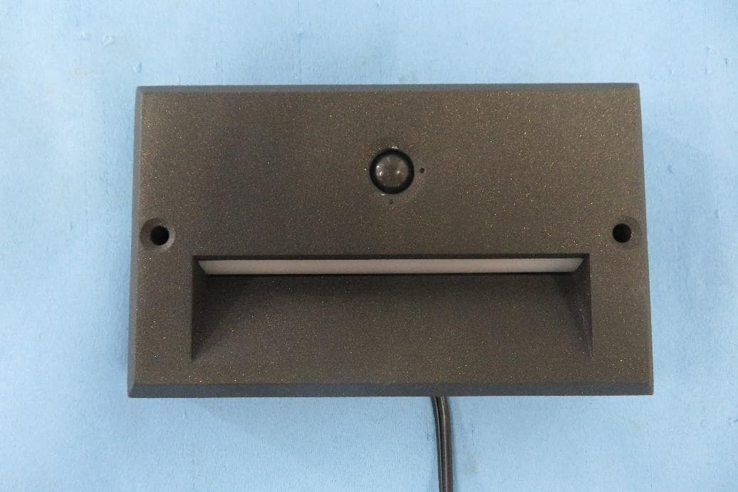Fixed Luminaires - FCC ID 2AZYTPNB000003-03 - Dong Guan Jia Sheng Lighting Technology Co. Ltd. (2)