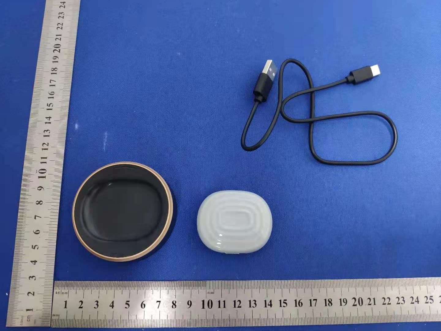 Melo Guided Breathing Exercise Aid - FCC ID 2AZYVMELO - MBX International Ltd. (4)