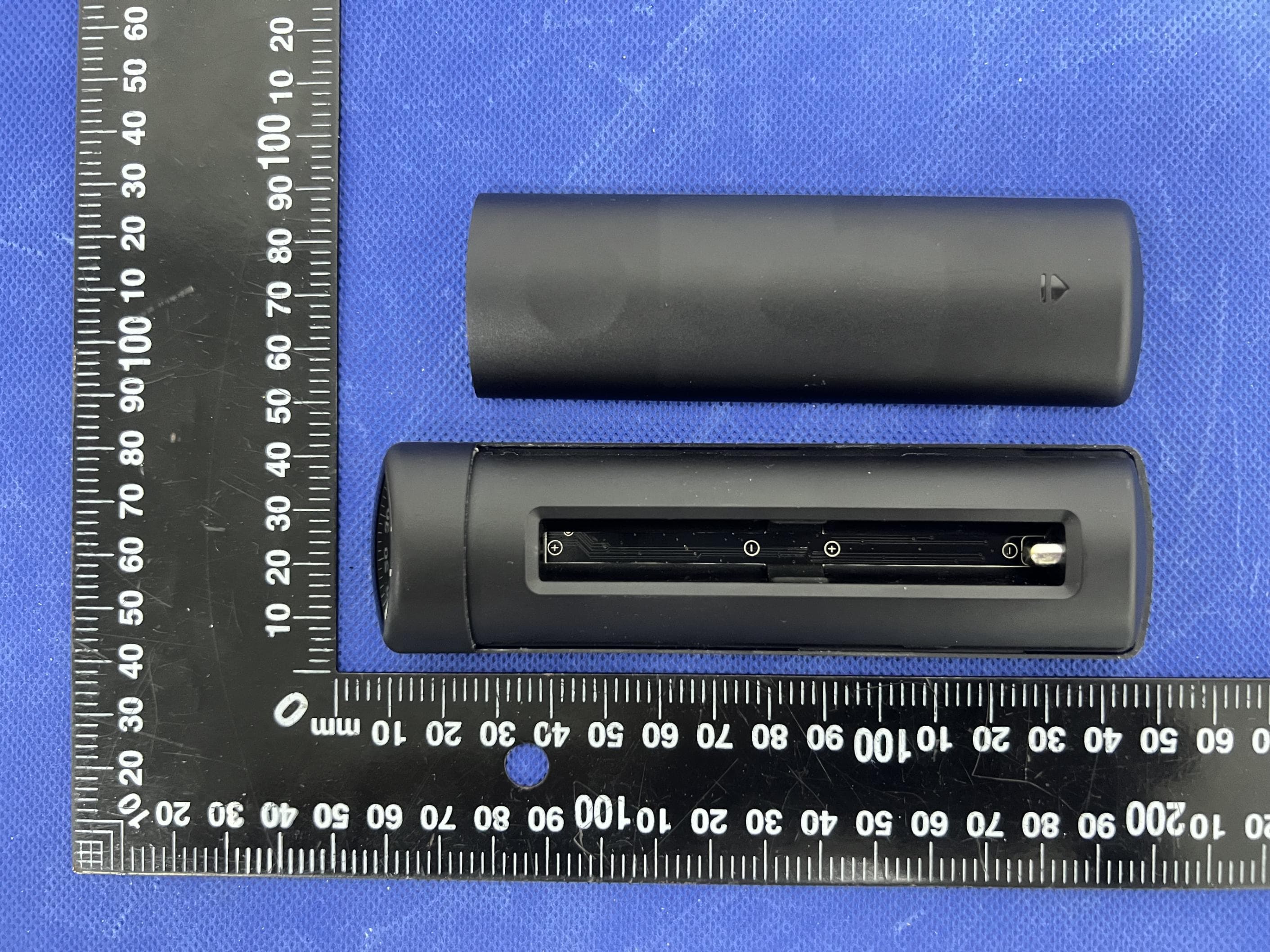 remote control - FCC ID 2BA34-F2 - Shenzhen Chuang Rongxing Technology Co., Ltd (3)