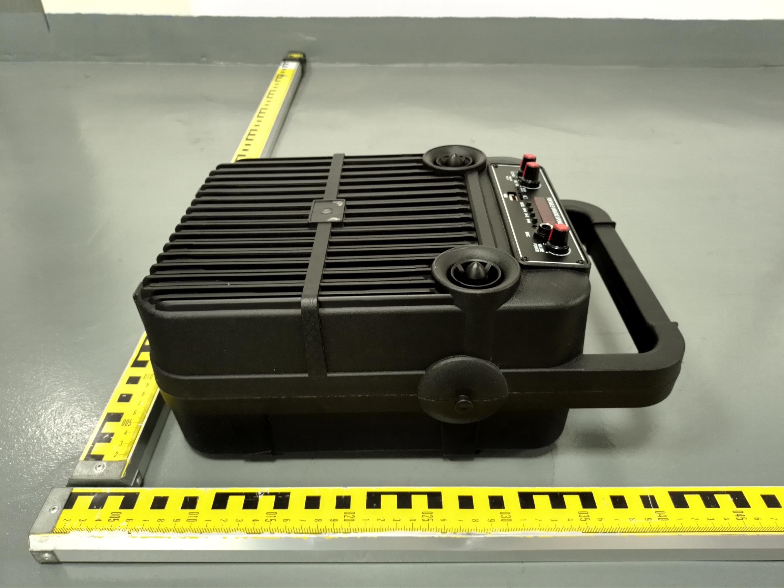 Portable Speaker - FCC ID 2BA38-Q1ADF - Dongguan Kangjinda Electronic Technology Co., Ltd (5)