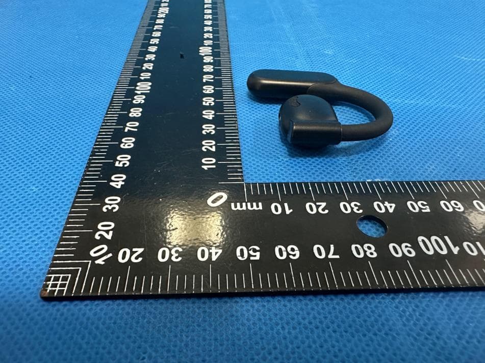 OPEN TWS EARPHONE - FCC ID 2BA4B-FREEBEATS - Shenzhen Daikang Technology Co., Ltd. (4)