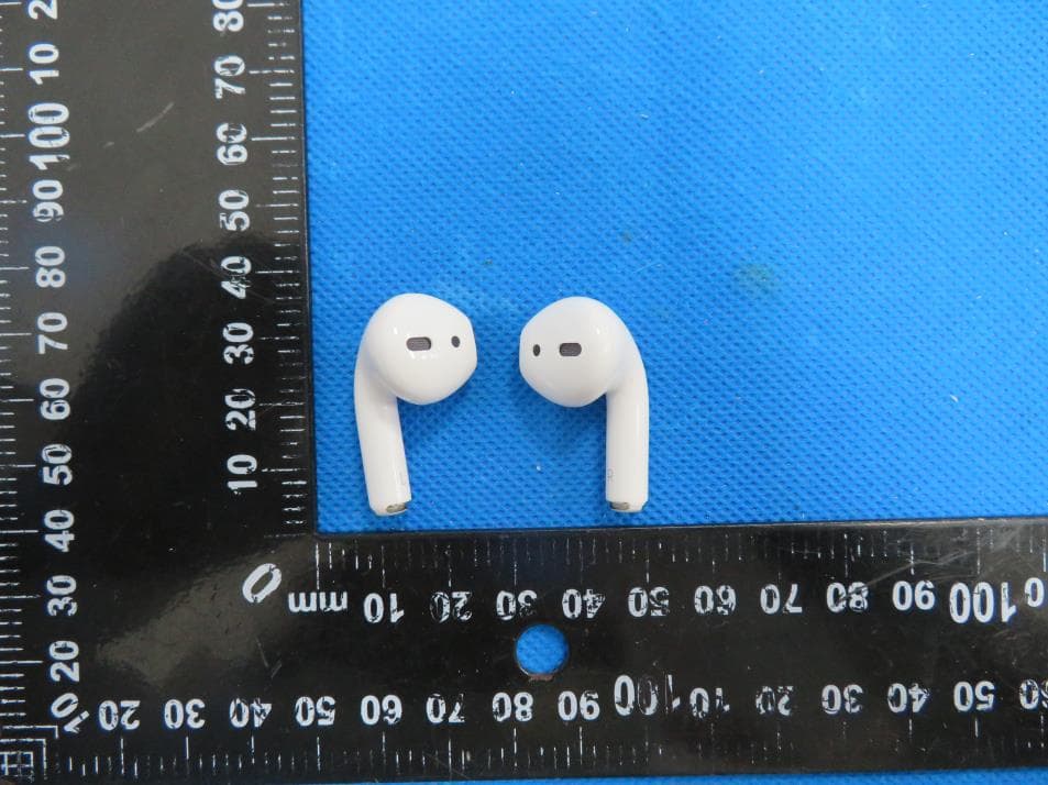 Wireless earphone - FCC ID 2BA4R-BW34 - Shenzhen Xinou Electronic Commerce Co.,Ltd
