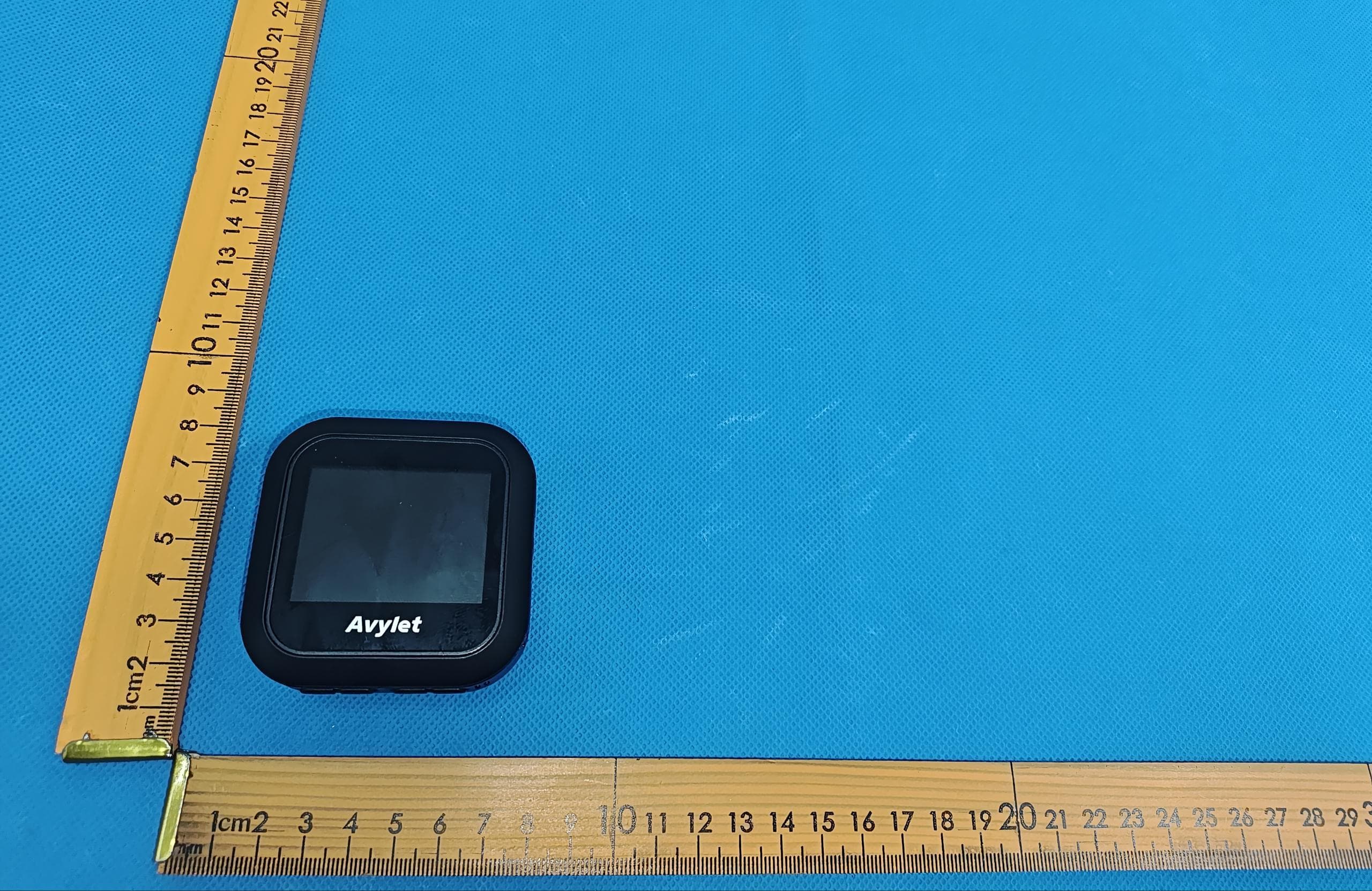 Dash cam - FCC ID 2BA6R-A1 - HongKong Whisper Innovations E-Commerce Co., Limited (4)