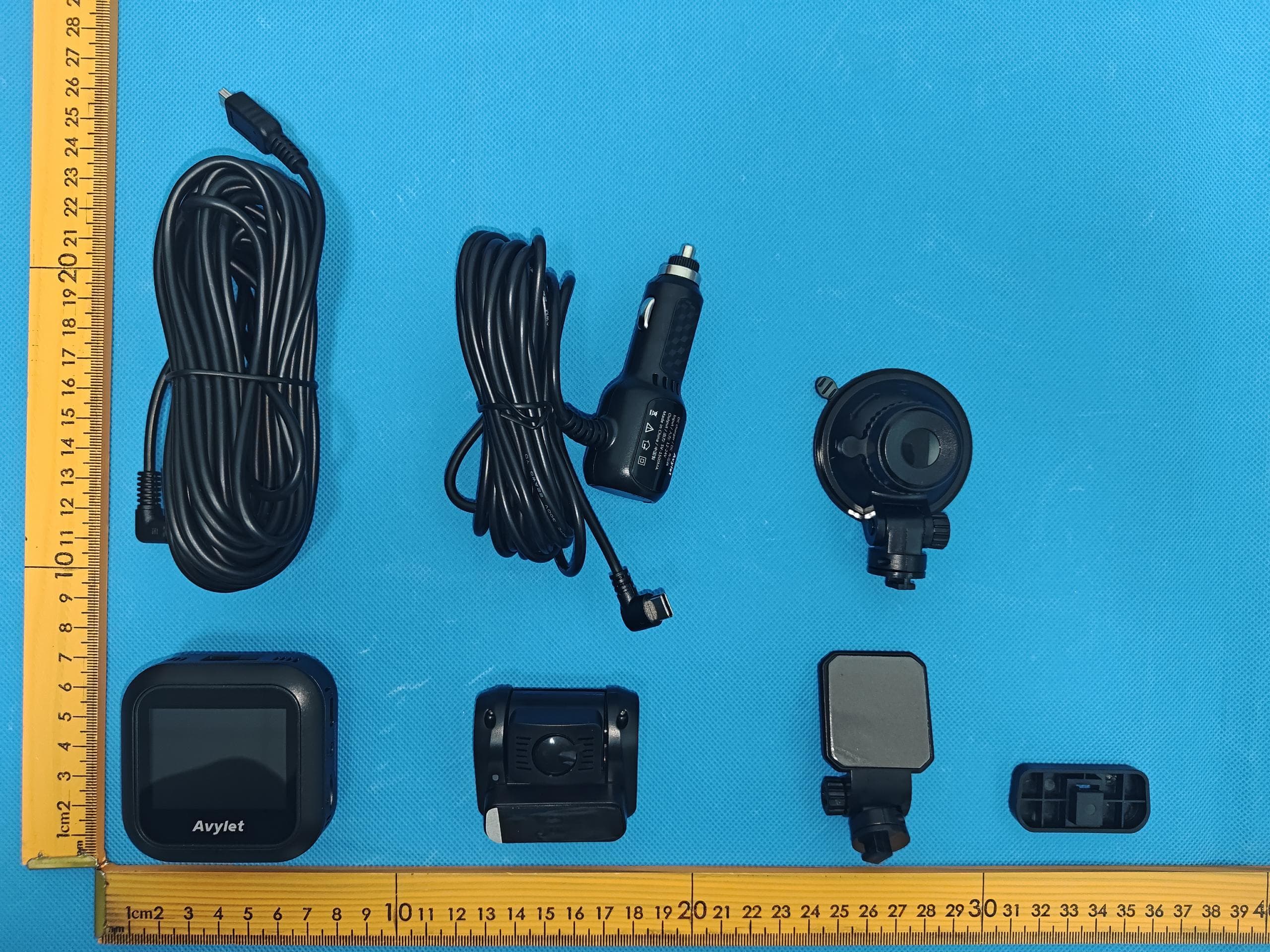 Dash cam - FCC ID 2BA6R-A1 - HongKong Whisper Innovations E-Commerce Co., Limited