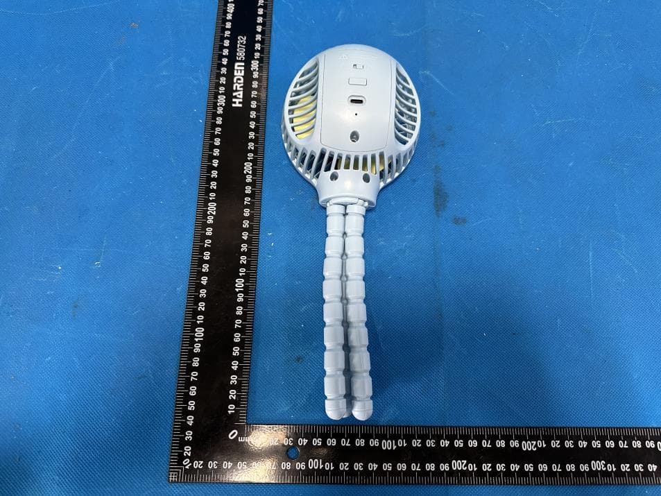 Small fan - FCC ID 2BA7E-WIHOO - Shenzhen Nan Piao Chen Industrial Co., Ltd. (2)