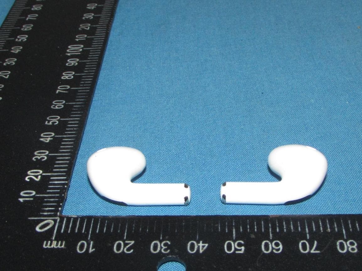 TWS bluetooth headset - FCC ID 2BA87-T11 - Shenzhen Yitao Technology Co., Ltd. (3)