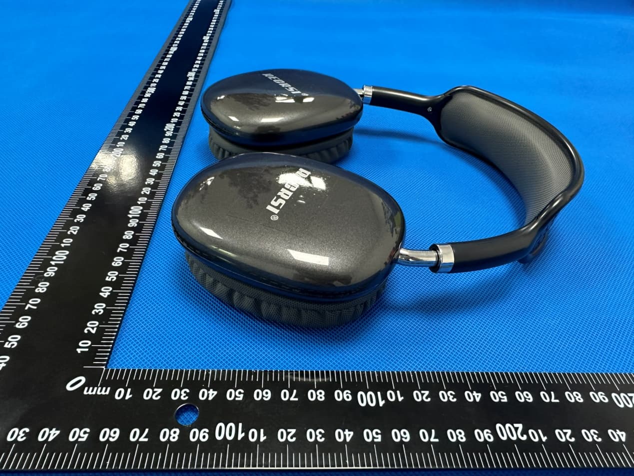 Headphone - FCC ID 2BA8C-NY-HG333 - Guangzhou Lucky Communication Technology Co., Ltd. (5)