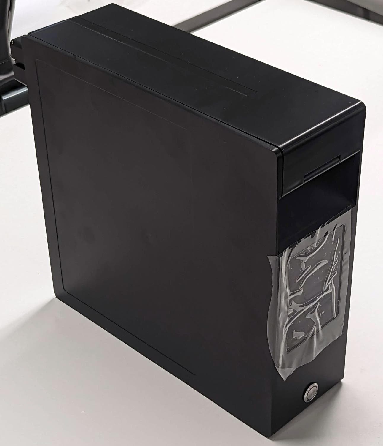 Active plastic filament enclosure with RFID - FCC ID 2BA8T-MP01 - Mosaic Manufacturing Ltd.