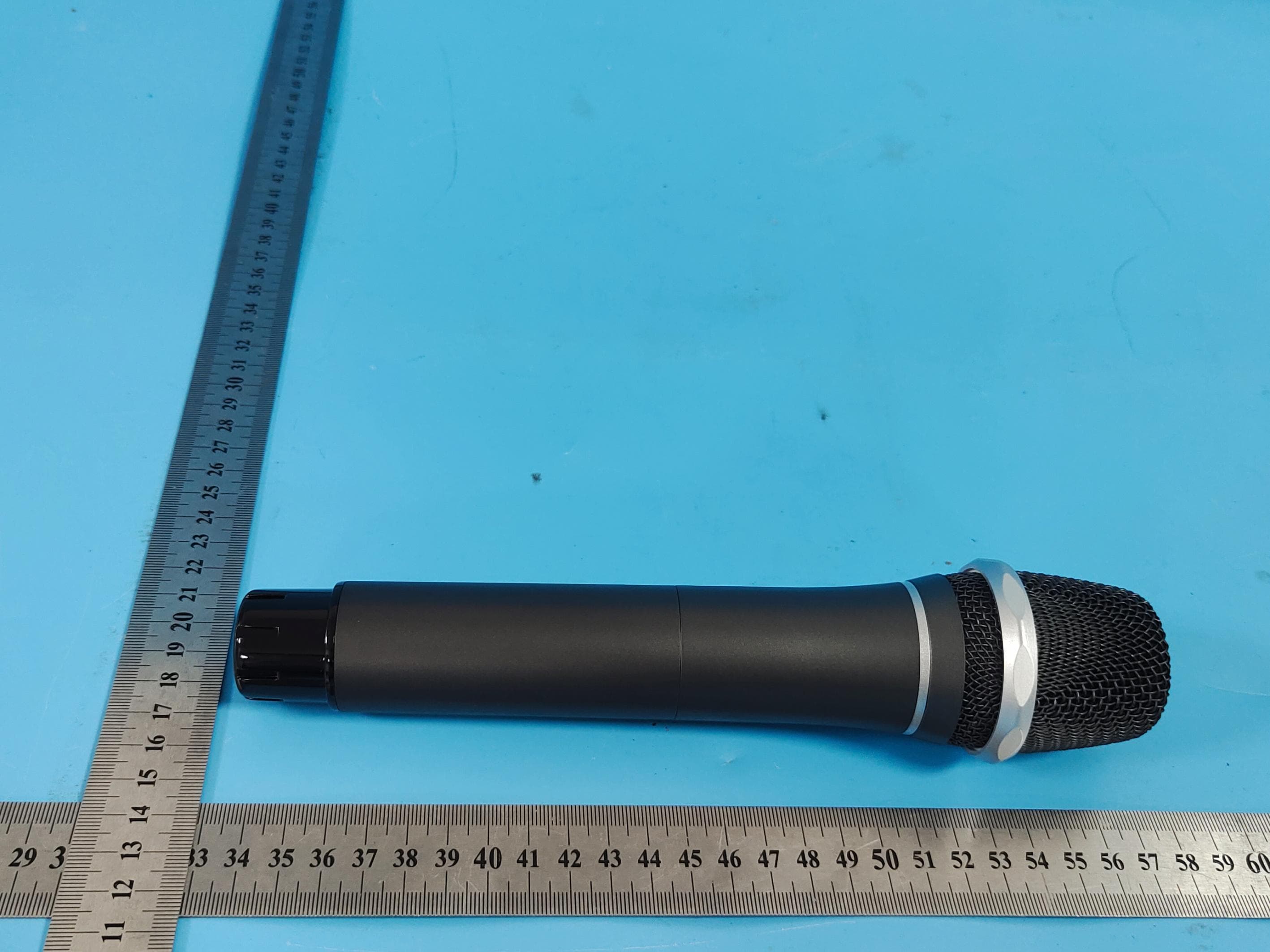 Wireless microphone V1 - FCC ID 2BAA5-MNWMIC - AcoustMax International Corporation (3)