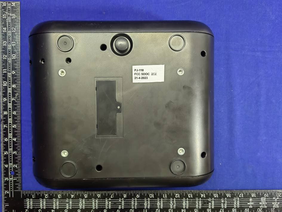 Showtime Max 1080p Projector with Bluetooth - FCC ID 2BABY696PJ118 - GuangXi BeiLiu JinBao Electronic Co., Ltd. (4)