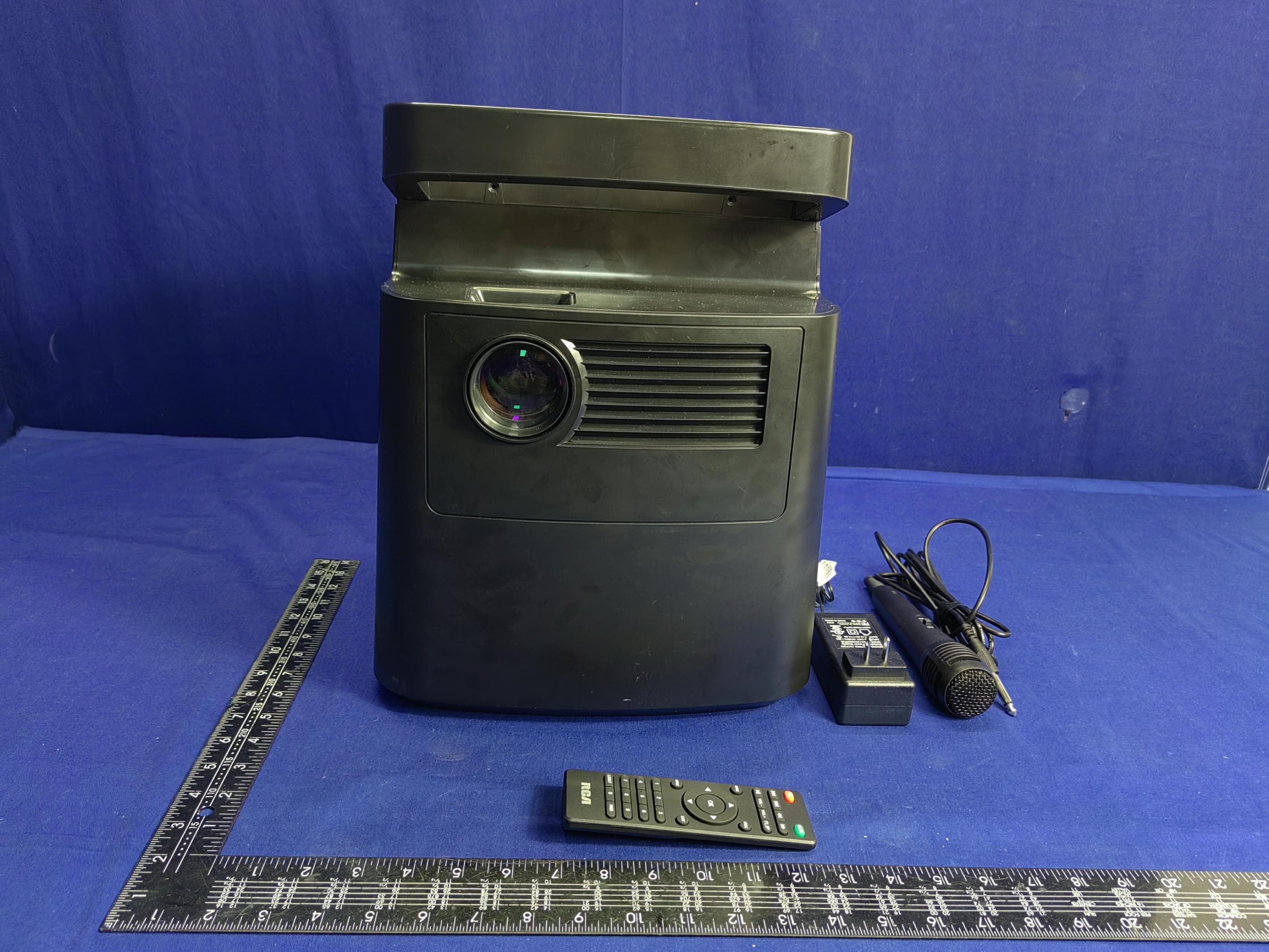 HOME THEATER PROJECTOR & BLUETOOTH KARAOKE - FCC ID 2BABY696PJ1575 - GuangXi BeiLiu JinBao Electronic Co., Ltd. (2)