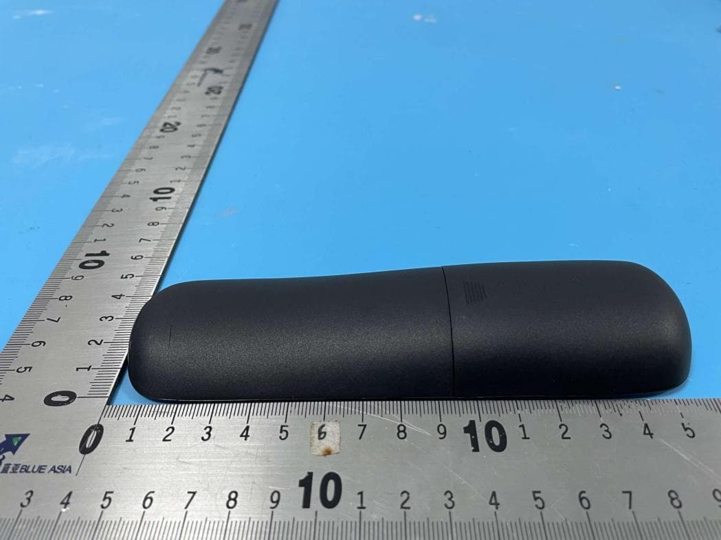 Wireless Bluetooth remote control - FCC ID 2BACK-B28 - Guangzhou Aoli Electronic Technology Co., Ltd (3)