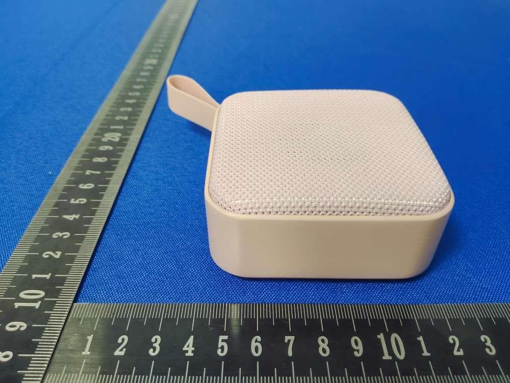 Wireless Speaker - FCC ID 2BACV-C-WIRELESS - Dongguan Unity Win Electronic Tech Co., Limited (4)