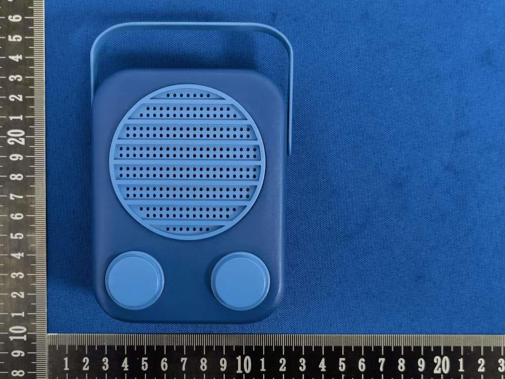 Wireless Bluetooth Speaker - FCC ID 2BACV-WMC5 - Dongguan Unity Win Electronic Tech Co., Limited (2)
