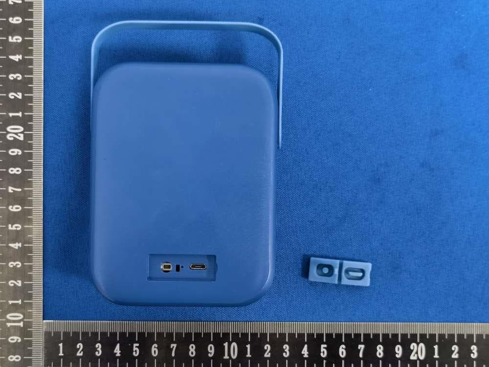 Wireless Bluetooth Speaker - FCC ID 2BACV-WMC5 - Dongguan Unity Win Electronic Tech Co., Limited (5)