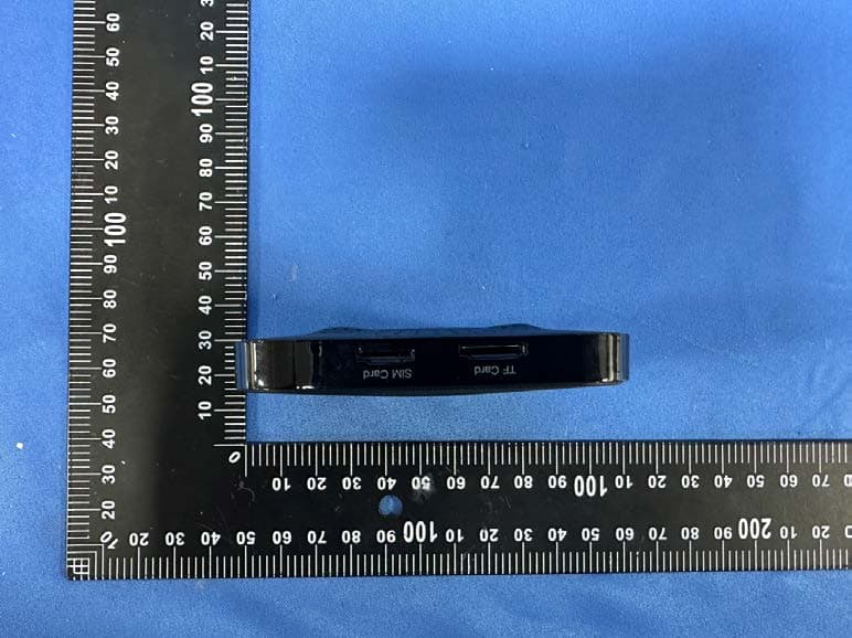 Carplay Android Box - FCC ID 2BAF2-R801 - Shenzhen Fusion Aurora Technology Co., Ltd (4)