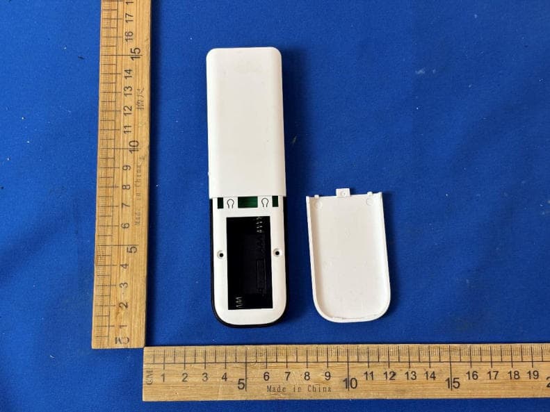 Remote - FCC ID 2BAF6-OM650R - Firstech, LLC (2)