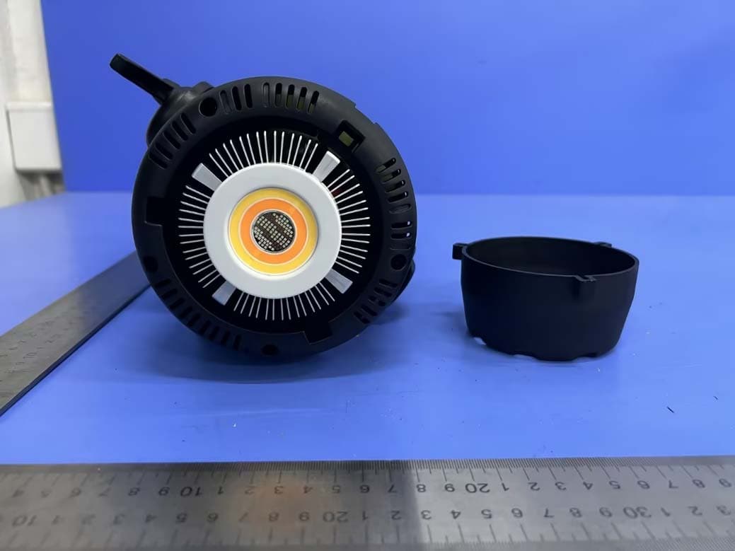 LED photo/video light - FCC ID 2BAFB-X-180RGB - Dongguan City Tulifang Photographic Equipment Co., Ltd (3)