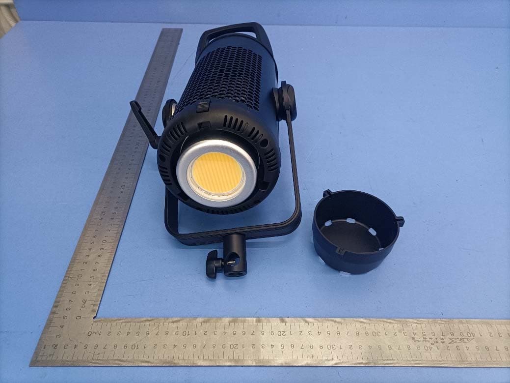 LED photo/video light - FCC ID 2BAFB-X-400BPLUS - Dongguan City Tulifang Photographic Equipment Co., Ltd
