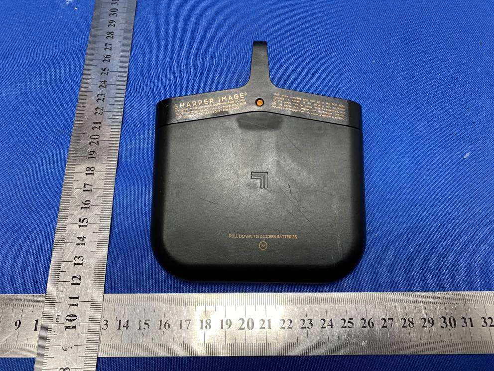 Toy RC Giant Crusher 4x4 - FCC ID 2BAHJ-TS6014T - Tsun Tat Toy Company Ltd.