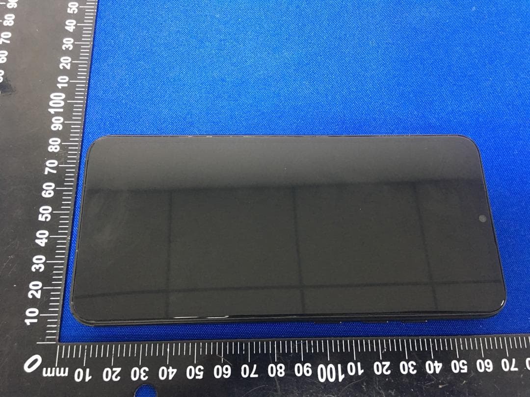 Smart Phone - FCC ID 2BAHU2023009 - DIALN PRODUCTS INC.