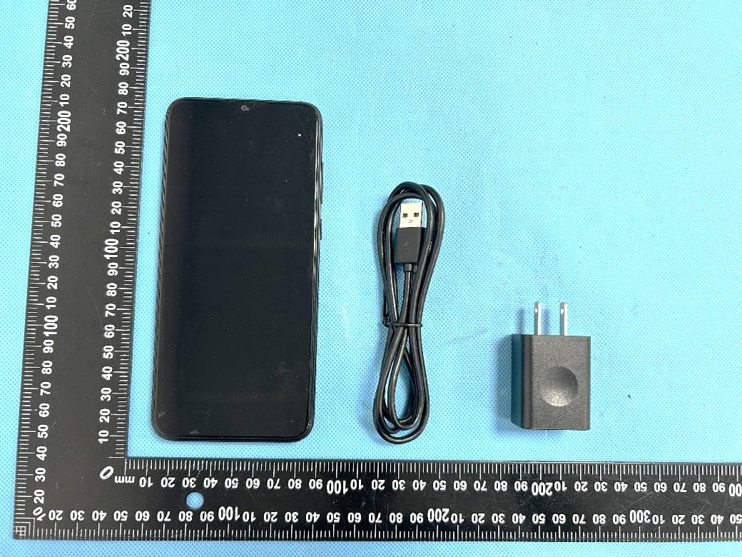 Smart Phone - FCC ID 2BAHU2023024 - DIALN PRODUCTS INC.