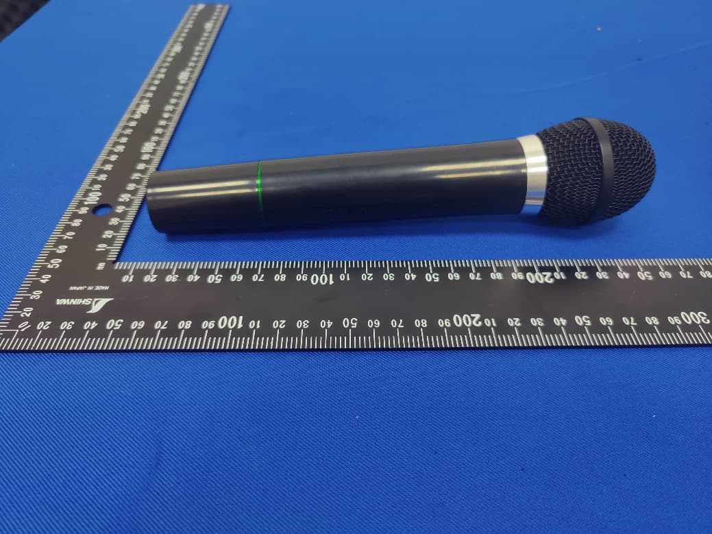 Professional Dual Wireless Microphones System - FCC ID 2BAI8-EAM-9002M - ENPING GREAT ELECTRONIC CO., LTD. (3)
