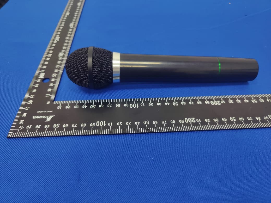 Professional Dual Wireless Microphones System - FCC ID 2BAI8-EAM-9002M - ENPING GREAT ELECTRONIC CO., LTD. (2)