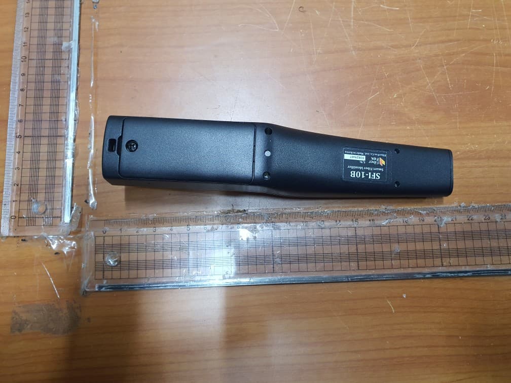 Optical Fiber Identifier - FCC ID 2BAJ4SFI-10B - Fiberfox Inc. (2)