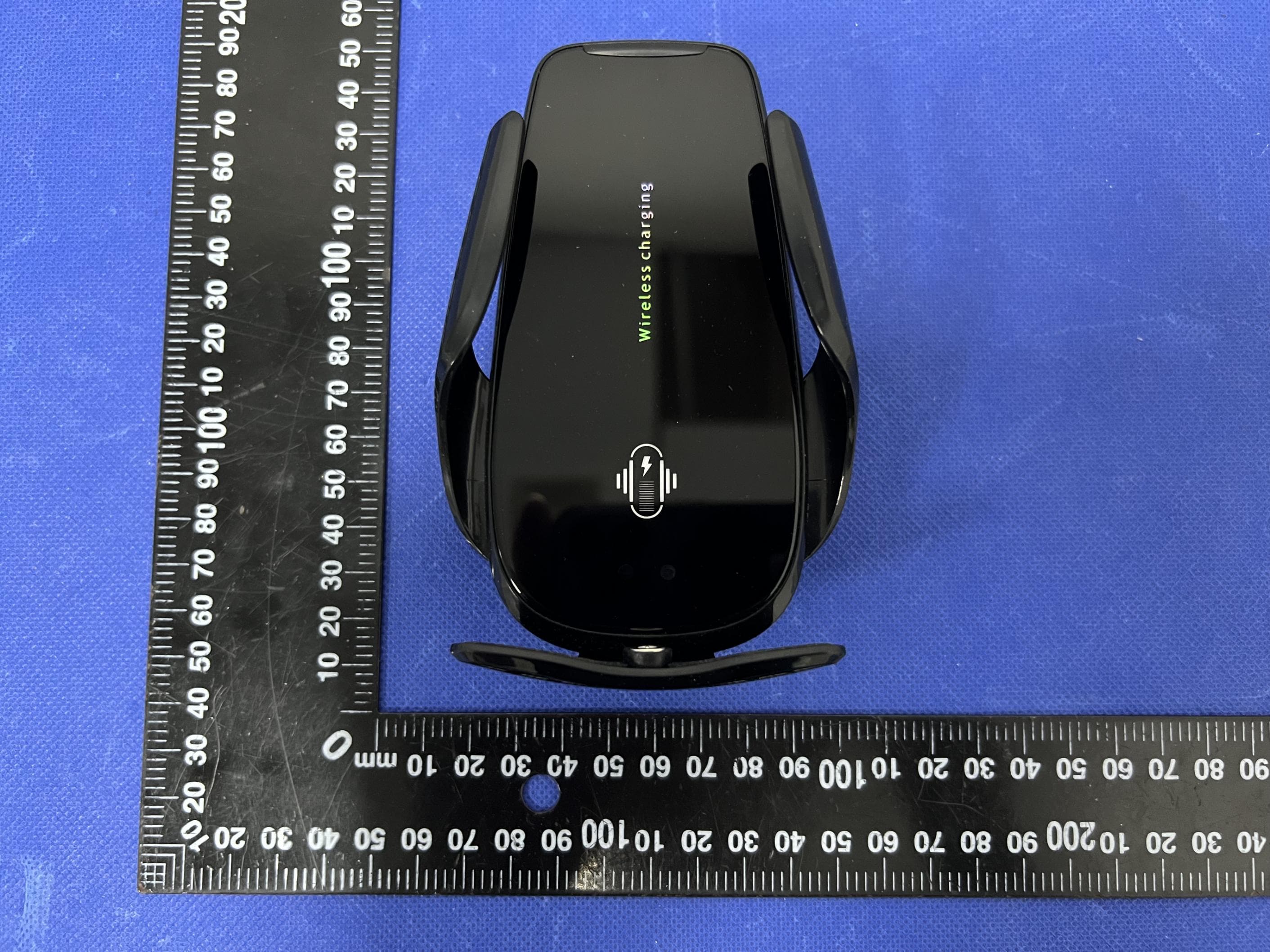 Car wireless charging bracket - FCC ID 2BAKR-Q95 - Guangzhou Mojia Technology Co., Ltd (3)