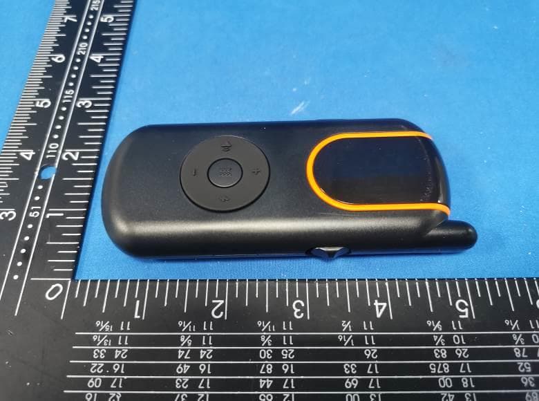 Dog Training Collar - FCC ID 2BAPR-M100 - Shenzhen Hengyifangli Technology Co., Ltd. (2)