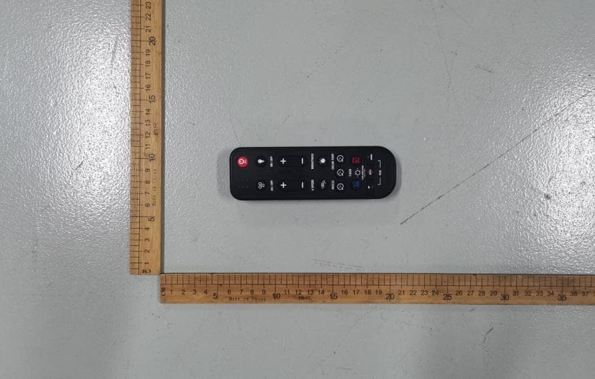 Fan remote control - FCC ID 2BAPV-ER1001A - Eran Financial Services LLC