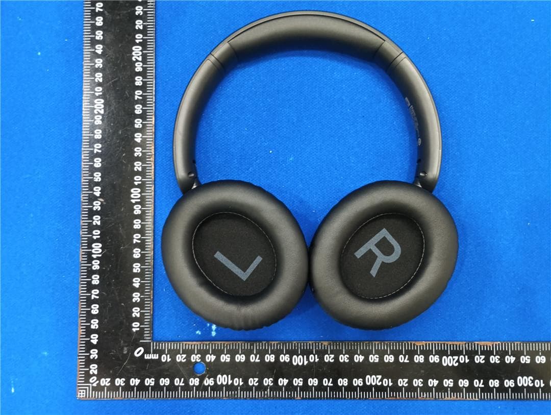 Headbands - FCC ID 2BAQF-TAH1120 - Shenzhen Qishun Innovation Technology Development Co., LTD (3)