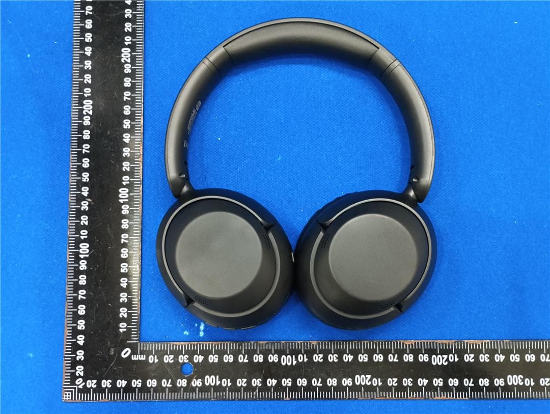 Headbands - FCC ID 2BAQF-TAH1120 - Shenzhen Qishun Innovation Technology Development Co., LTD (2)