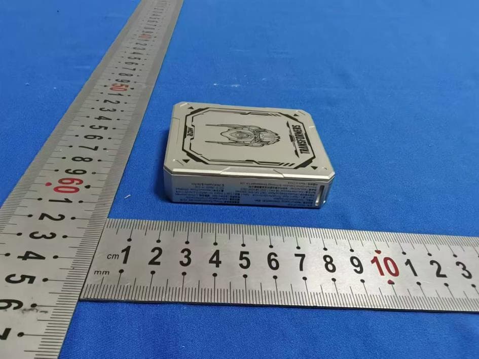 magnetic mobile power supply - FCC ID 2BAQF-TF-D30 - Shenzhen Qishun Innovation Technology Development Co., LTD