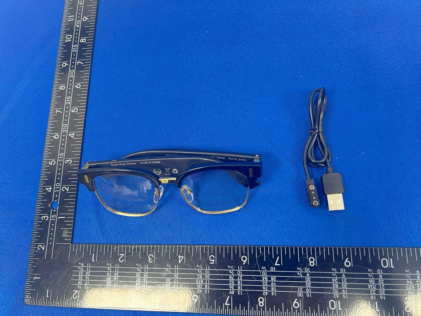 Smart Bluetooth Glasses - FCC ID 2BAQP-LMO1 - Shenzhen Jingpeng Technology Co.,Ltd