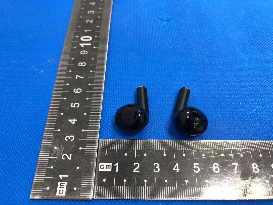 TWS Earbuds - FCC ID 2BARQ-ALP101 - Imagine Marketing Ltd. (5)