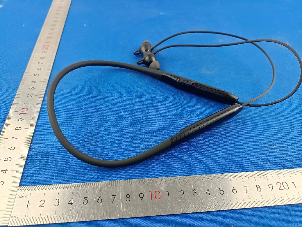 Rockerz 255 Max - FCC ID 2BARQ-R255MAX - Imagine Marketing Ltd. (4)