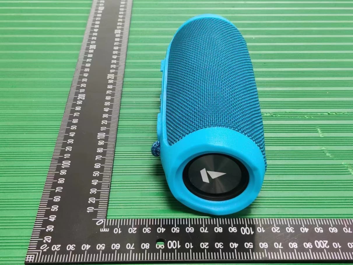 Bluetooth Speaker - FCC ID 2BARQ-STONE620 - Imagine Marketing Ltd. (5)