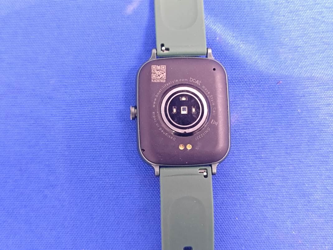 Smart Watch - FCC ID 2BARQ-WAVECLL - Imagine Marketing Ltd. (2)