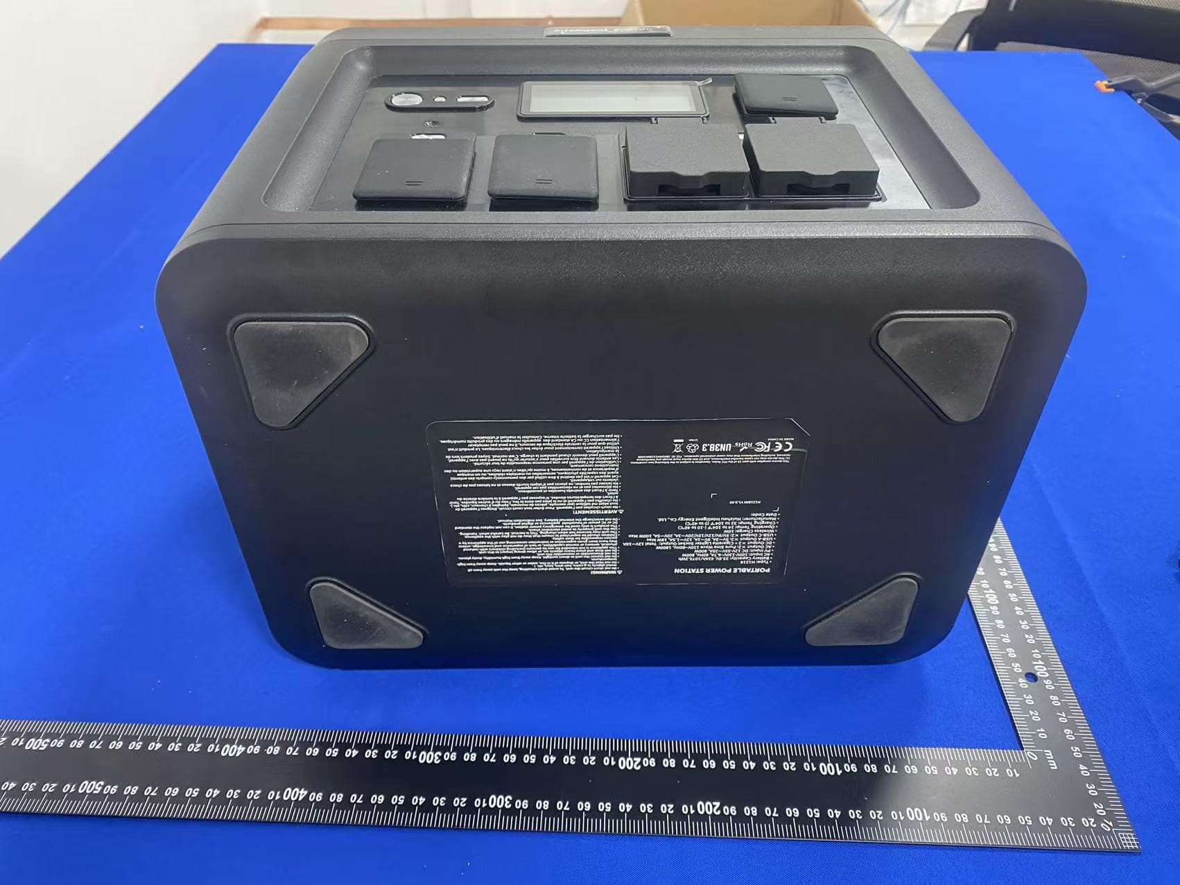 PORTABLE POWER STATION - FCC ID 2BASNH1218MV1000 - Huizhou Intelligent Energy Co., Ltd.
