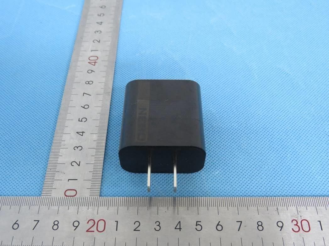 NEBO Rambler 100W Power Station - FCC ID 2BASY-NEBOPS100 - Alliance Sports Group., LP (4)