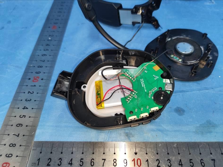 Wireless Gaming Headset - FCC ID 2BATE-FC-200 - Shenzhen wei bo technology co., LTD (3)