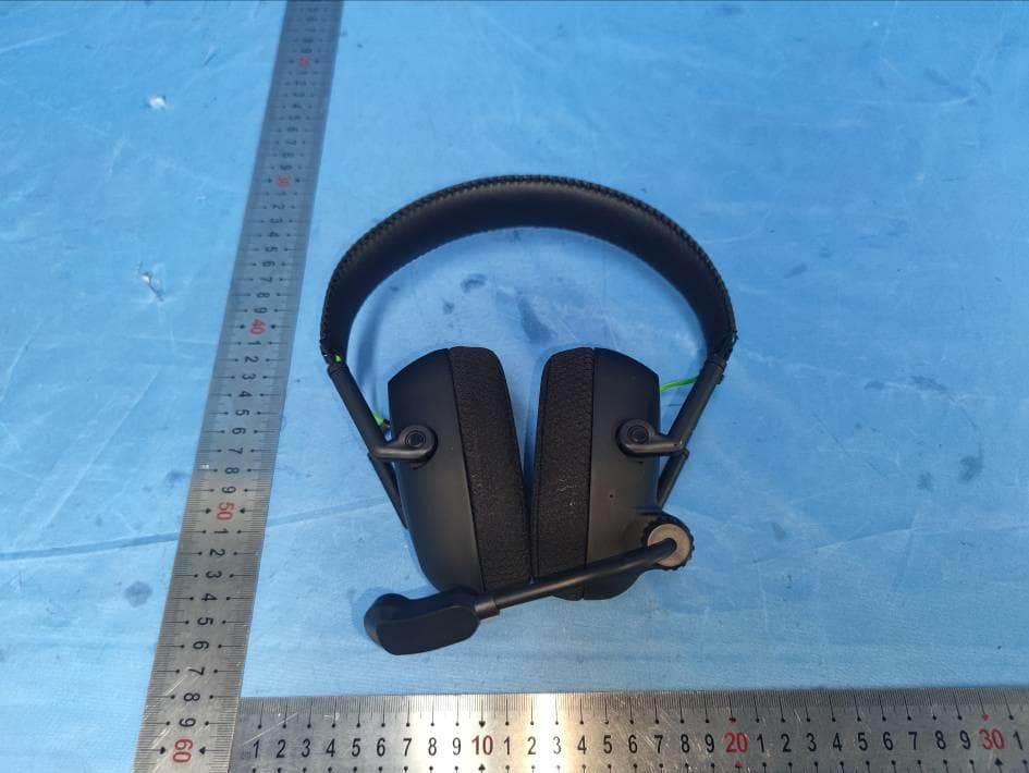 Wireless Gaming Headset - FCC ID 2BATE-HW20 - Shenzhen wei bo technology co., LTD (2)