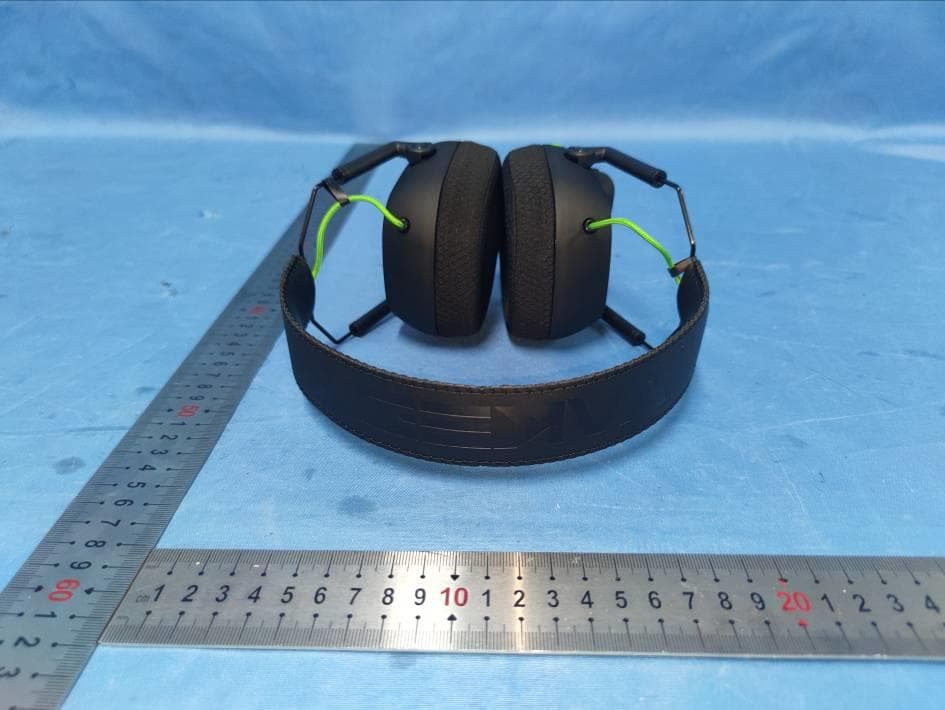 Wireless Gaming Headset - FCC ID 2BATE-HW20 - Shenzhen wei bo technology co., LTD (4)
