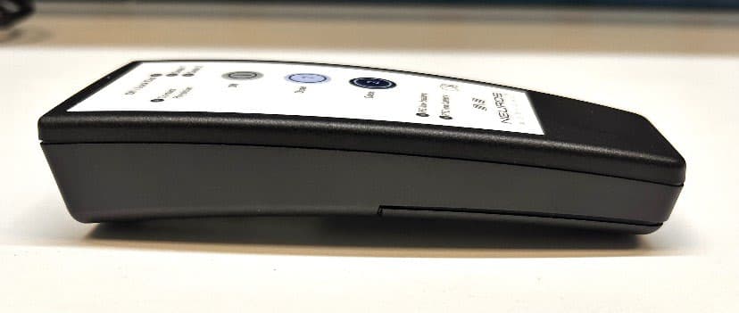 Altius Patient Controller - FCC ID 2BATK604 - Neuros Medical, Inc. (4)