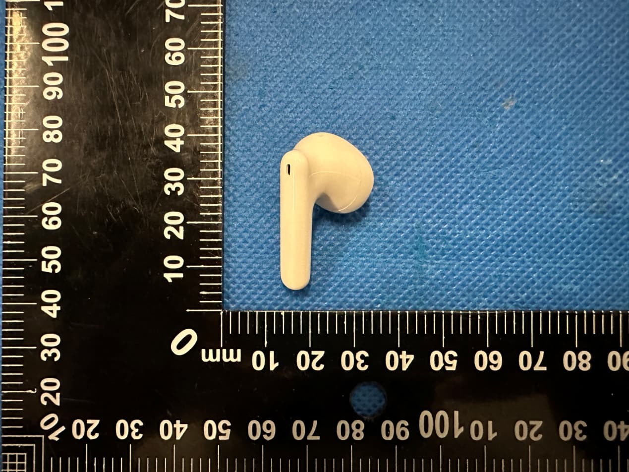 Wireless Earbuds - FCC ID 2BATM-X6PRO - zheng zhou jue rao shang mao you xian gong si (3)